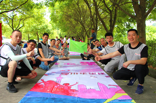 凝心聚力·携手同行--“战狼队”